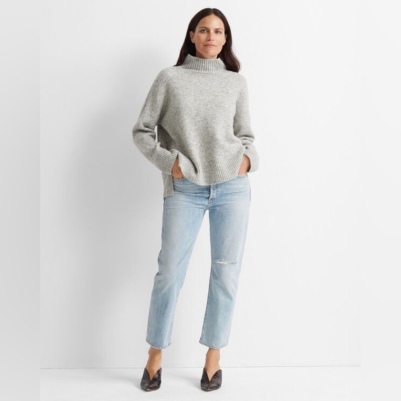 Citizens of Humanity size 26 McKenzie curved straight - Picture 1 of 10